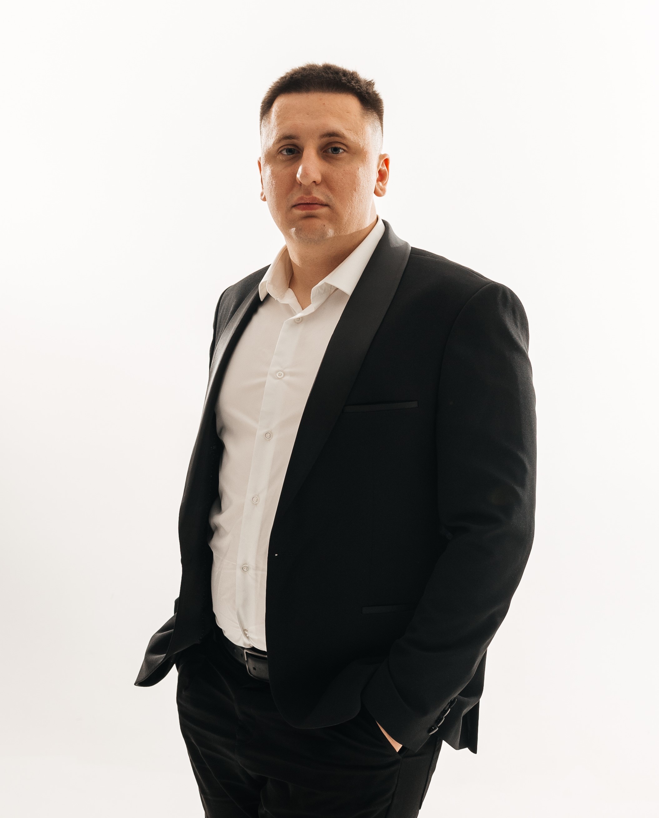 Никита Столбинцев